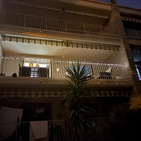 2 With Terrace And Parking * Les Lecques