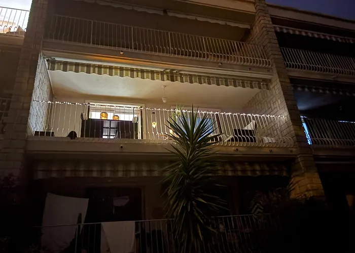 2 With Terrace And Parking * Les Lecques